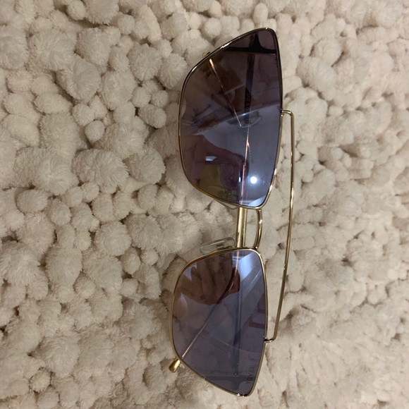 Prada sunglasses - Picture 2 of 6